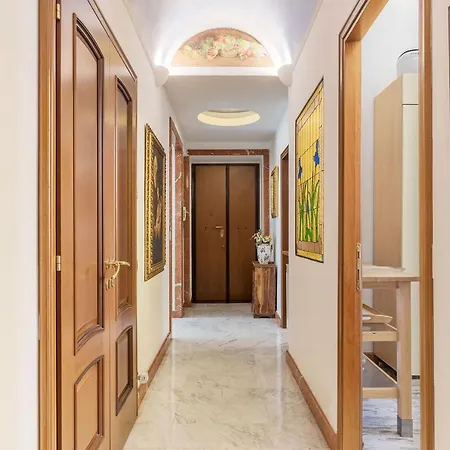 Guesthost - Piazza Vittorio Exclusive Διαμέρισμα