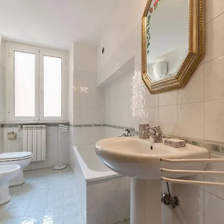 Guesthost - Piazza Vittorio Exclusive Ρώμη